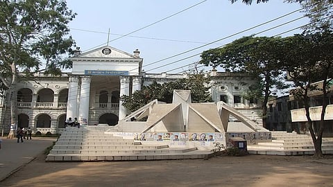 Controversy over cooking beef near a temple at Dhaka University