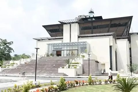 असम विधानसभा से बोडो भाषा हटाने का फैसला नहीं