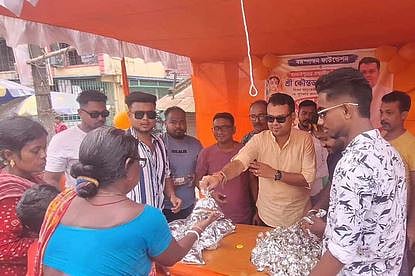 Barrackpore MLA Koustav Bagchi Launches Puja Special Canteen for Poor