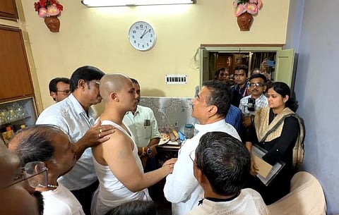 Chief Minister Visits Chorabagan Tragedy Victims' Families, Financial Aid Distributed