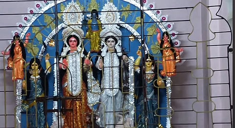 बिनपुर के हरदा गांव में हो रही मां लक्ष्मी के साथ मां सरस्वती की पूजा 