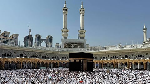 Missiles fired towards Mecca and Medina