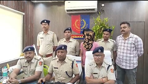 पुलिस की गिरफ्त में हत्या का अभियुक्त