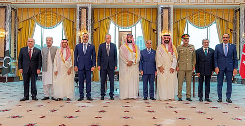 Diplomatic initiative to avert war in Iran
