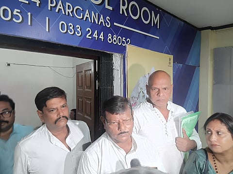 भाजपा के प्रतिनिधि बैठक के बाद मीडिया को संबोधित करते हुए 