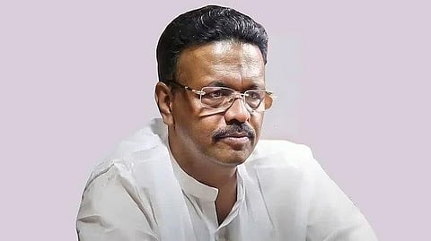 Firhad hakim Emotional : क्या संन्यास की राह पर चल पड़े फिरहाद