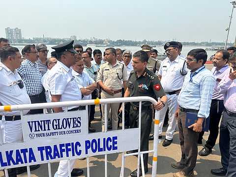 Ganga Aarti : चक्र रेलवे को सीमित संख्या में लोकल ट्रेन चलाए जाने का सुझाव