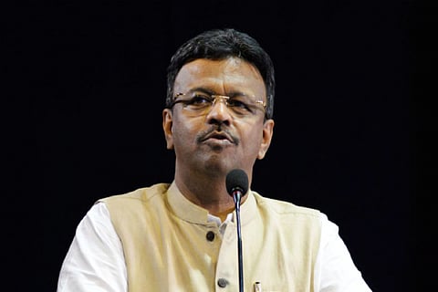 ‘ ईमानदारी की प्रतीक हैं  ममता बनर्जी और अभी भी वह खपरैल के मकान में रहती हैं ‘: फिरहाद हकीम