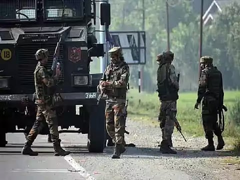 Jammu-Kashmir Encounter : सेना ने पांच आतंकी को किया ढेर