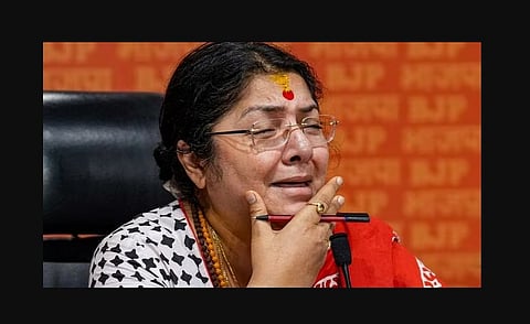 पांचला की घटना का ​जिक्र कर राे पड़ीं लॉकेट