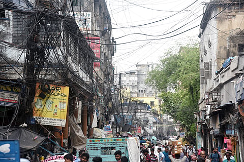 अब आपको Kolkata की इस चीज एक से मिलेगी निजात, सड़क पर नहीं दिखेंगे …