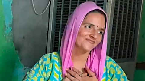 Seema Haider को घर से उठा ले गई UP ATS …