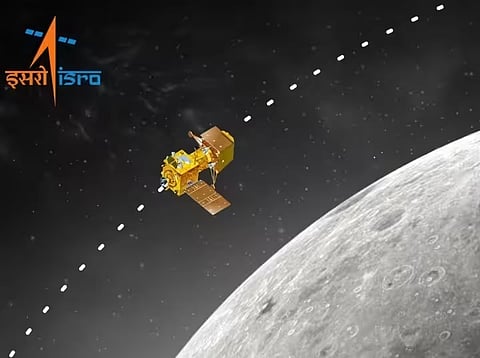 Chandrayaan 3: इस कलाकार ने बना दिया सोने का चंद्रयान, सिर्फ डेढ़ इंच में …
