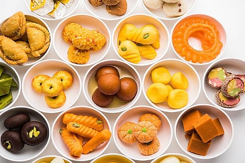 Sweet Destinations Of India : भारत के इस राज्य को कहते हैं मिठाइयों का प्रदेश, खाते-खाते …