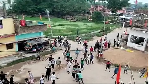 मोतिहारी में हुए हिंसा की वायरल तस्वीरें (सोर्स- इंटरनेट)