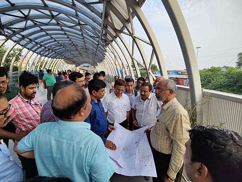 मेट्रो के जीएम ने किया दक्षिणेश्वर स्टेशन का दौरा