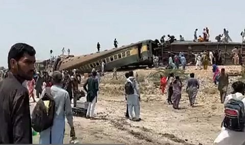 पाकिस्तान में रेल हादसा