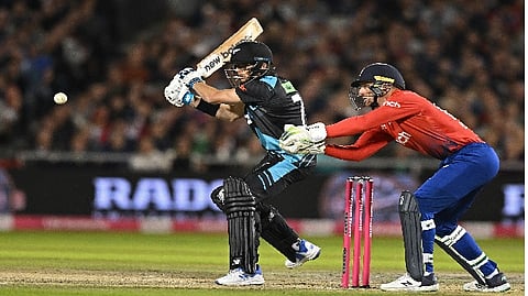 विश्व कप के पहले मैच में न्यूजीलैंड ने की जीत से शुरुआत, डिफेंडिंग चैंपियन इंग्लैंड को हराया