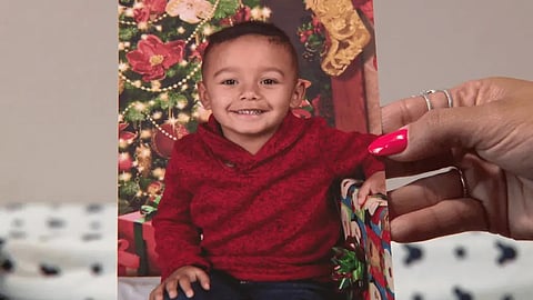 मोबाइल से चिपकी रही मां, वाटर पार्क में डूबकर हो गई बच्चे की मौत