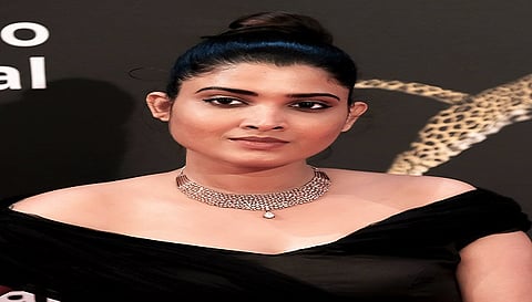 केरल: फ्लाइट में मलयालम अभिनेत्री से उत्पीड़न का आरोप, हिरासत में युवक