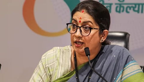 रेल मंत्री और गृह मंत्री को स्मृति ईरानी ने लिखे पत्र, कहा- ‘इनके नाम पर हो रेलवे स्टेशन’