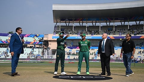 World Cup 2023: टॉस हारकर बांग्लादेश के खिलाफ पाकिस्तान की बॉलिंग, देखें प्लेइंग इलेवन
