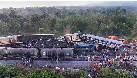 आंध्र प्रदेश: दो ट्रेनों की टक्कर में 13 लोगों की मौत, हादसे की वजह का पता चला