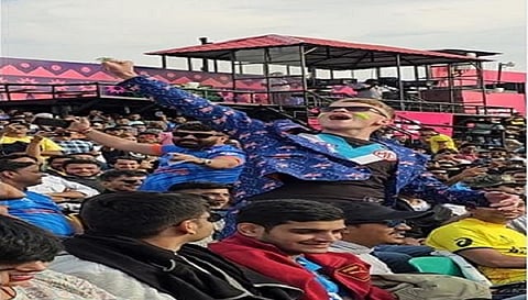 क्रिकेट स्टेडियम में विदेशी फैंस ने लगाए ‘ऑस्ट्रेलिया माता की जय’ के नारे, वीडियो वायरल