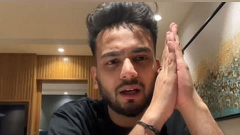 एल्विश यादव के खिलाफ जांच कर रहे पुलिस अधिकारी का ट्रांसफर