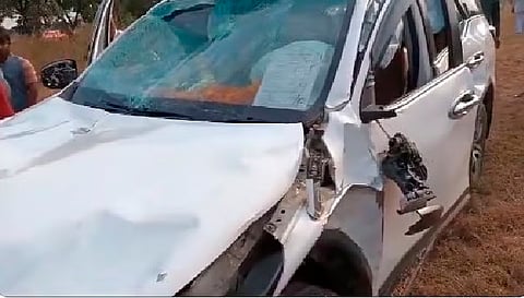 केंद्रीय मंत्री प्रहलाद पटेल की कार का एक्सीडेंट, 1 की मौत, 3 बच्चे घायल