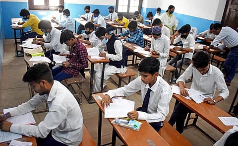 WBCHSE Board Exam : अब सिलेबस में होगा बदलाव