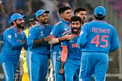 Ahmedabad: India's Jasprit Bumrah with teammates celebrates the wicket of Australia's Steven Smith during the ICC Mens Cricket World Cup 2023 final match between India and Australia, at the Narendra Modi Stadium, in Ahmedabad, Sunday, Nov. 19, 2023. (PTI Photo/Gurinder Osan)  (PTI11_19_2023_000772B)