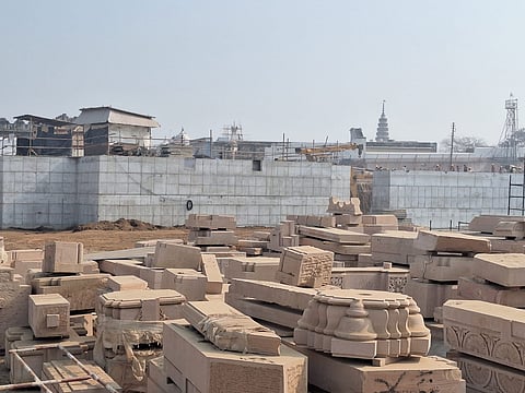 Ayodhya Ram Mandir : राम मंदिर में इन मूर्तियों की हुई स्‍थापना