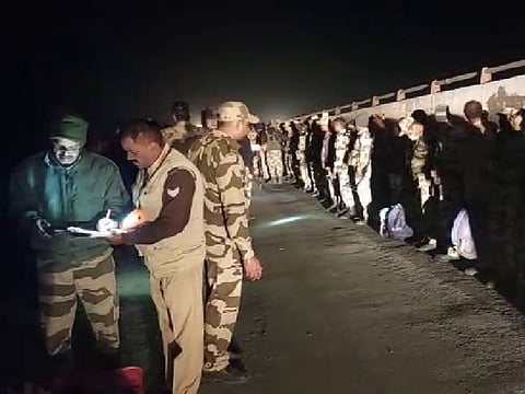 SAF के जवानों से भरी बस जा पलटी खाई में, 3 की मौत 26 जवान घायल