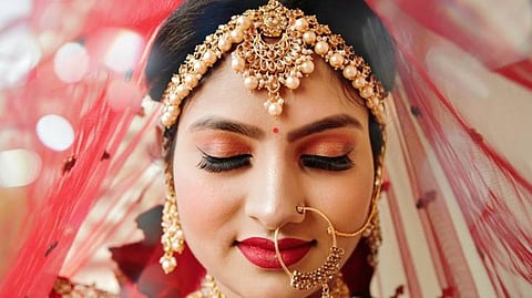 Tips for Bride to Be : शादी से 1 महीने पहले ये स्किन केयर रूटीन अपनाएं और पाएं दमकती त्वचा!