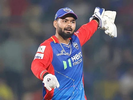 दिल्ली कैपिटल्स के सह-मालिक का खुलासा, बताया ऋषभ पंत ने क्यों छोड़ी टीम