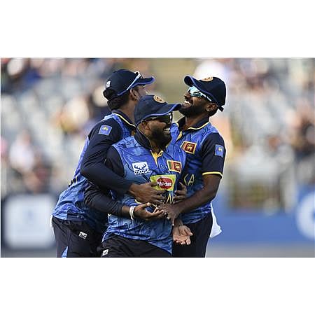 Third ODI : श्रीलंका ने न्यूजीलैंड को 140 रन से हराया