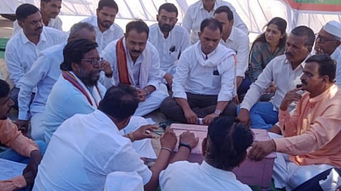 Puntamba Farmers News, Ahmednagar news in Marathi, Latest Political News