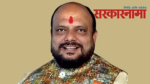 Uddhav Thackeray & Gulabrao Patil  Latest News