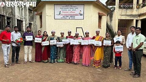 Koregaon Mahila with rakhi