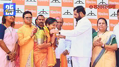 Sanjana Ghadi joins Shiv Sena in Presece of Eknath Shinde.