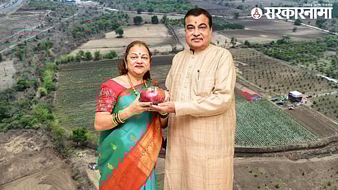 Farmer Kanchan Gadkari holding a giant 1 kg onion from her experimental farm, where she produced 13 tons per acre using an innovative method.

