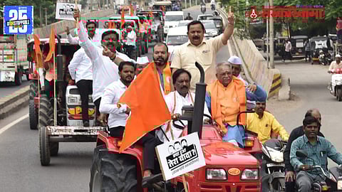 Shivsena UBT Tractor March In Chhatrapati Sambhajinagar News