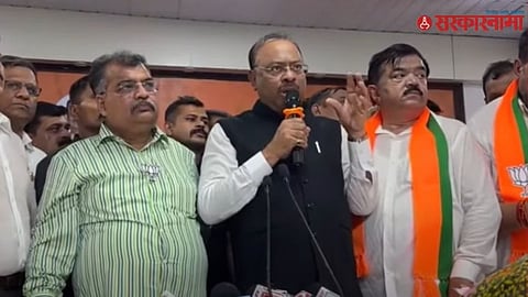 Chandrashekhar Bawankule addresses media during BJP induction ceremony of Sudhakar Badgujar and Babanrao Gholap in Nashik.


