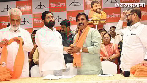 Eknath Shinde : उद्धव ठाकरेंच्या शिवसेनेला मोठा धक्का; भाजपला हुलकावणी देत शिंदे अखेर शिंदेंकडेच!   