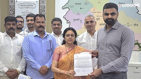 BJP MP Medha Kulkarni alleges illegal encroachment of Hindu temple land by the Waqf Board;