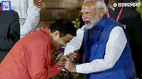 Nitin Gadkari and PM MOdi