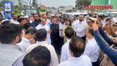Ajit Pawar expresses displeasure over Chakan traffic crisis during meeting with Police Commissioner Vinay Kumar Choubey.


