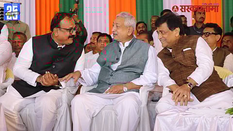 Ashok Chavan With Harshvardhan Sapkal News