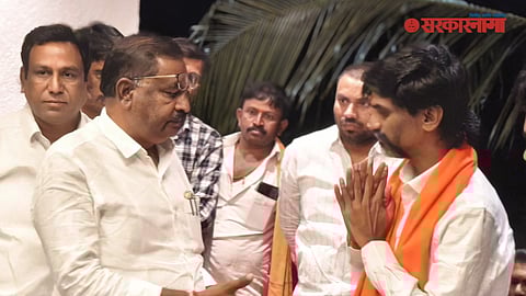 MLA Suresh Dhas Met Manoj Jarange Patil At Antarwali News